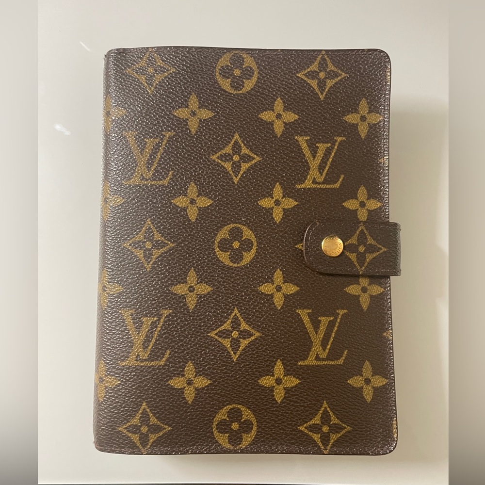 Vintage Louis Vuitton Medium Ring Agenda Cover